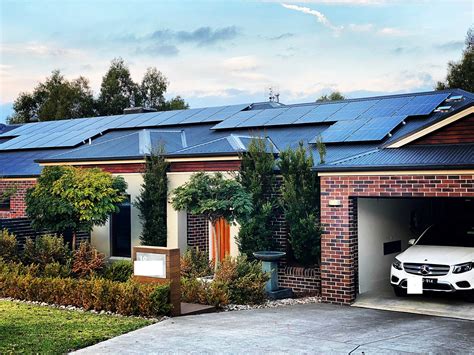 Tesla Solar Roof: Innovative Green Energy Solution Transforming Homes and Powering Sustainable Futures