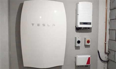 Tesla Powerwall: Revolutionizing Home Energy Storage with Sustainable Technology